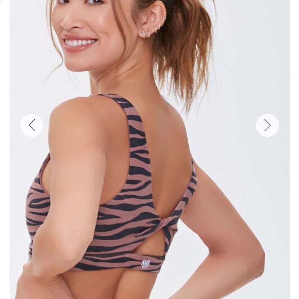 Forever 21 Tiger Striped Sport Bra